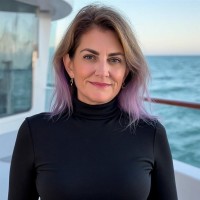 Dee Kamp Email & Phone Number