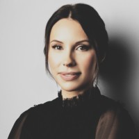 Half Magic Beauty Employee Karen Hayes's profile photo