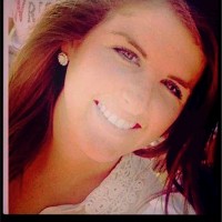 Lindsey Stuart Email & Phone Number