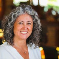 Green Lake Jewelry Works Employee Pia Giambrone's profile photo