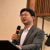 Bong Choi Email