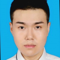 奕龙 李 Email