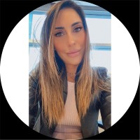 Email e telefono di Nicole Karp