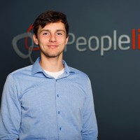 Tadas Cesna Email