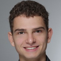 Felix Hüsgen Email