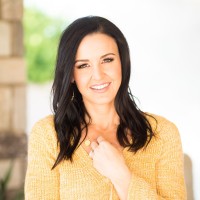 Lake Pleasant Real Estate Employee Brittany Axelson's profile photo