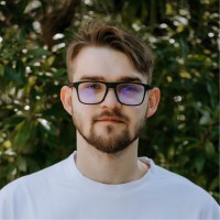 Ivan Kravchenko Email