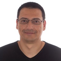 Javi G. Email