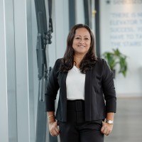 Erika Céspedes B. Email