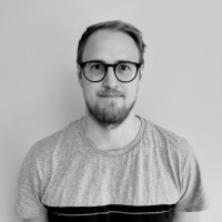 Erik Bäckström Email