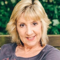 Glenda Hazard Email & Phone Number