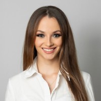 Viviana Márquez Email & Phone Number