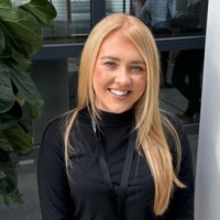 Select Car Leasing Employee Sarah Worthington's profile photo
