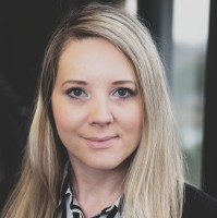 Eva Richards Email & Phone Number