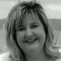 Visit Up North Vacation Rentals, LLC Employee Teresa Woods's profile photo