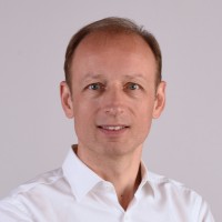 E-mail e número de telefone de Twan Vollebregt