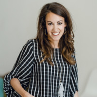 Traci Connell Interiors Employee Courtney Eads's profile photo