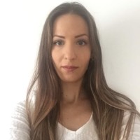 Zsófia Vajda Email