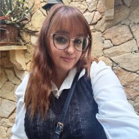 Paula Cardona Email