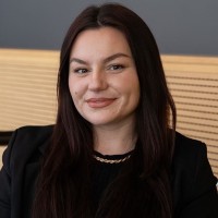Despina Apostolska Email
