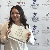Local Favorite Restaurants Employee Nitzia Rivera's profile photo