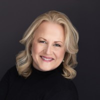 Miraculous Corp Employee Roz Nowicki's profile photo