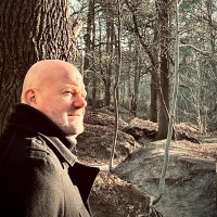 Edward van Dijk Email