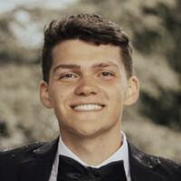 Aligned Employee Samuel Smestad's profile photo