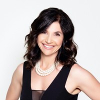 Platinum Living Realty Employee Valerie Turley's profile photo