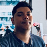 V75 Employee David Henry's profile photo