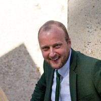 Johan Tomson Email