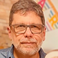 Marcos Horta Email