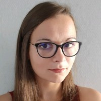 Hélène Petit Email