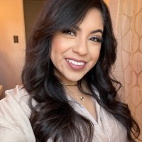 Alondra G. Email