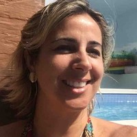 Claudia Ferreira Email