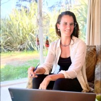Rocío Balmaceda Susteroff Email