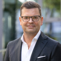 Karsten Sommer Email & Phone Number