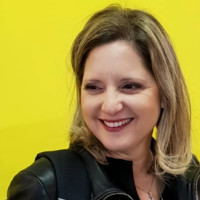 Esti Shani Email & Phone Number