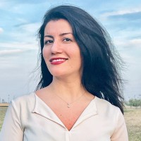 Elahe Jamalinia Email