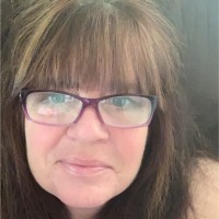 Alterations Express Employee Beth Bondar's profile photo