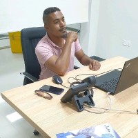 Hussein Omar Email