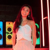 LUNARI GLOBAL Employee Julia Wu's profile photo