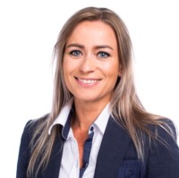 Esther Schrooten Email