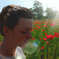 Nadine van Mulekom Email