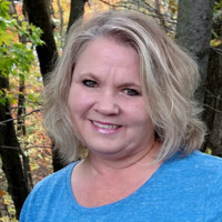 Communications Systems, Inc. Employee Michelle Donahue's profile photo