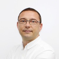 Piotr Wasik Email