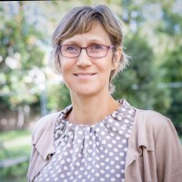 Sandra Bayer Email