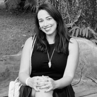 Juliana Salvador Email