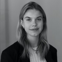 Karolina Thor Email