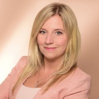 Weronika Gayny Email